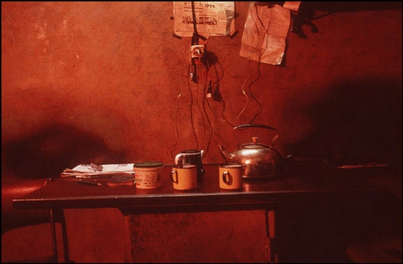 Desperate nineties in the lens of French photographer Liz Sarfati Desperate nineties in the lens of French photographer Liz Sarfati