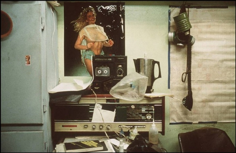 Desperate nineties in the lens of French photographer Liz Sarfati Desperate nineties in the lens of French photographer Liz Sarfati