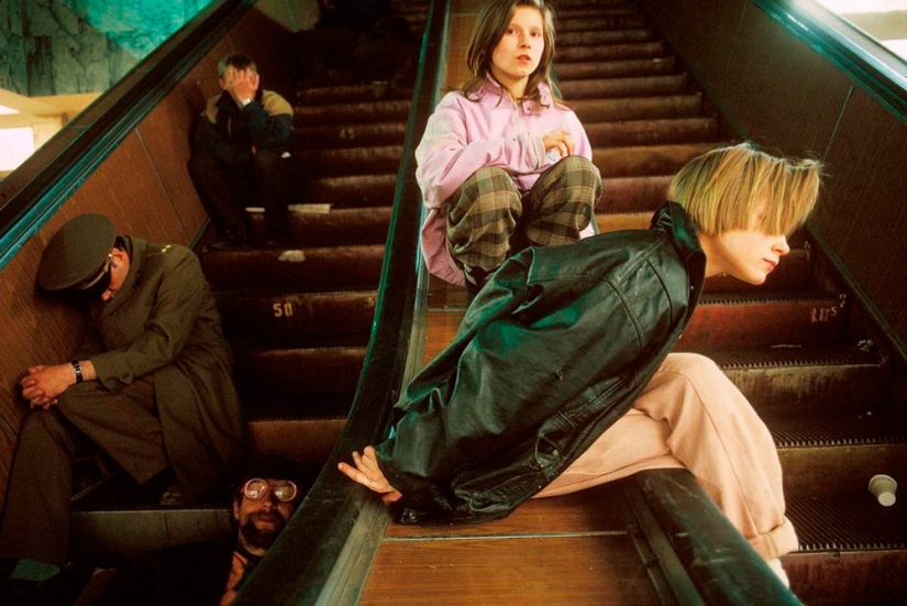 Desperate nineties in the lens of French photographer Liz Sarfati Desperate nineties in the lens of French photographer Liz Sarfati