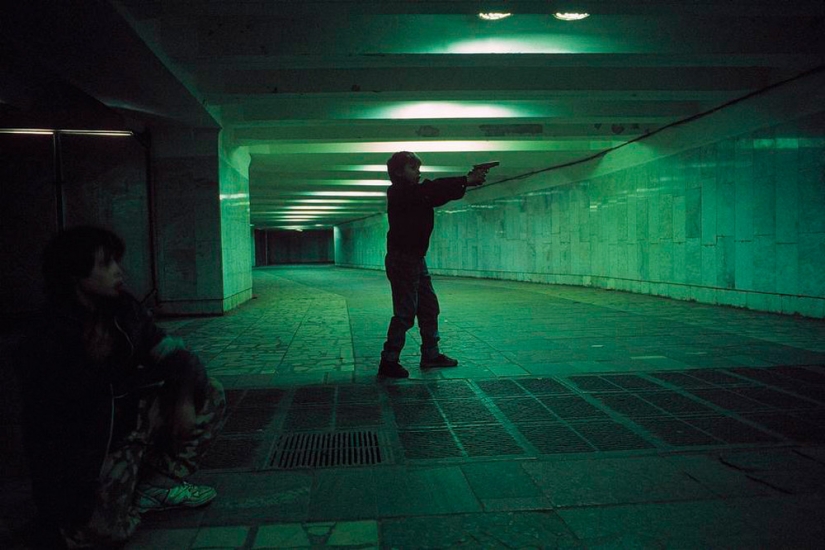 Desperate nineties in the lens of French photographer Liz Sarfati Desperate nineties in the lens of French photographer Liz Sarfati