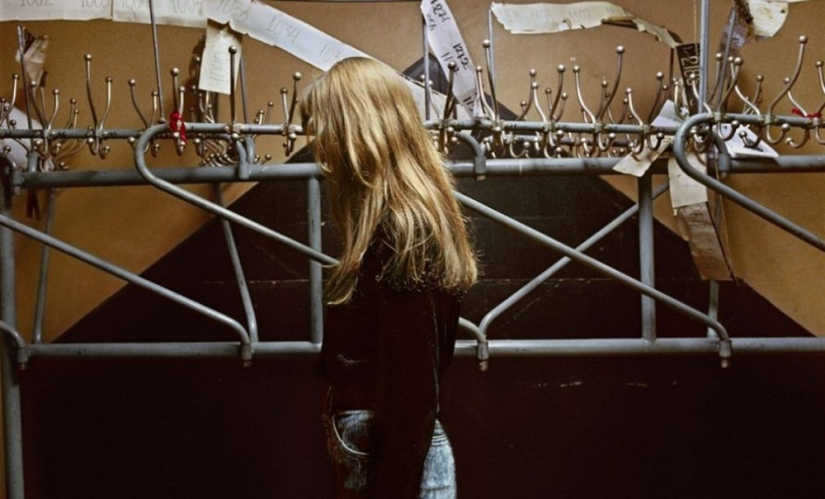 Desperate nineties in the lens of French photographer Liz Sarfati Desperate nineties in the lens of French photographer Liz Sarfati