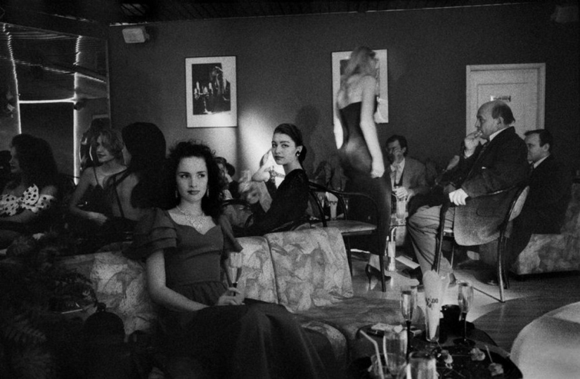 Desperate nineties in the lens of French photographer Liz Sarfati Desperate nineties in the lens of French photographer Liz Sarfati