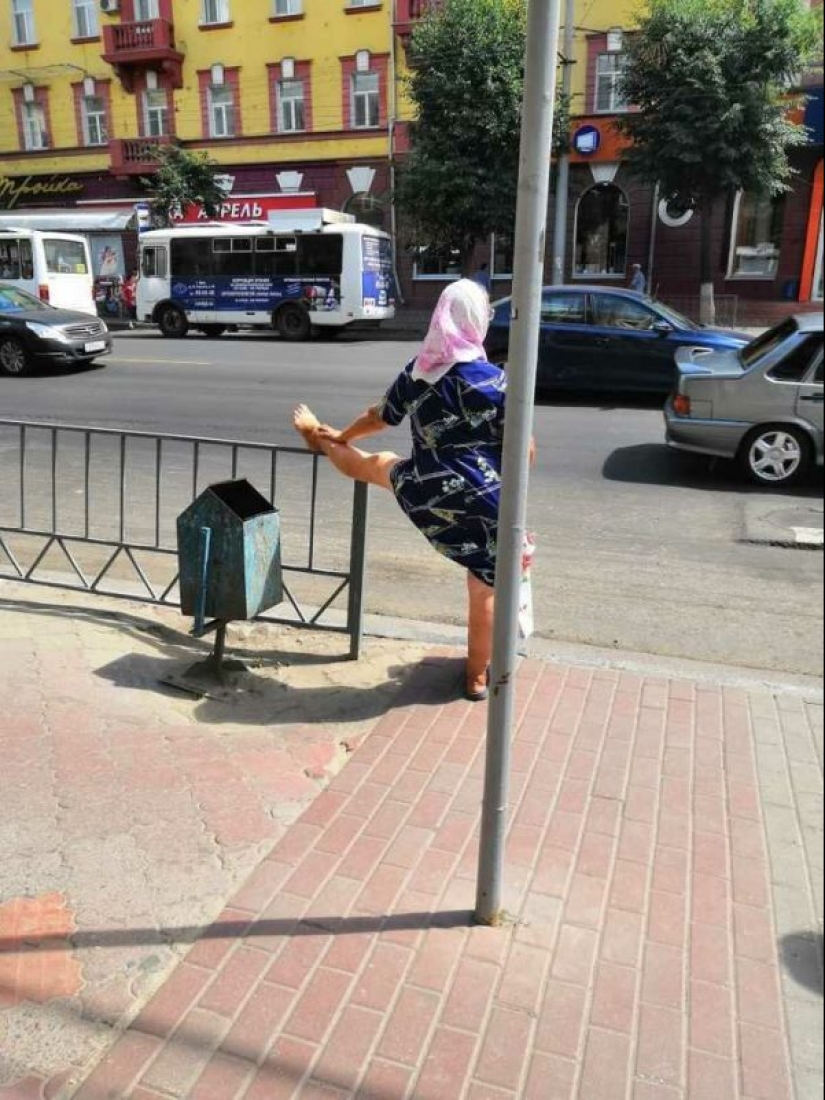 Diosas de estiramiento: 18 chicas que pueden hacer cosas increíbles Diosas de estiramiento: 18 chicas que pueden hacer cosas increíbles