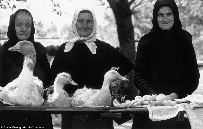 Disappearing Italy in the pictures of the iconic photographer Gianni Berengo Gardin Disappearing Italy in the pictures of the iconic photographer Gianni Berengo Gardin