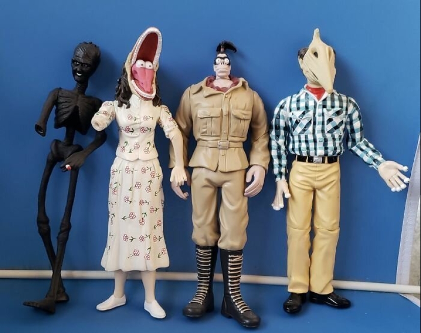 Disco pig, the phone-mouth and other curios, bought with it