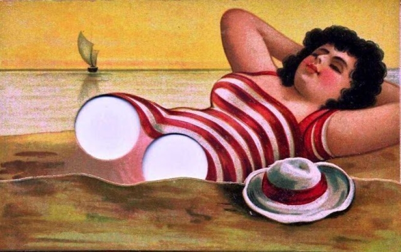 Diversión de hace un siglo: Extrañas postales interactivas con agujeros para los dedos