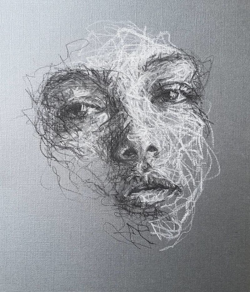 Doodle Liz Y Ahmet: artist creates unusual portraits of women from Karakul