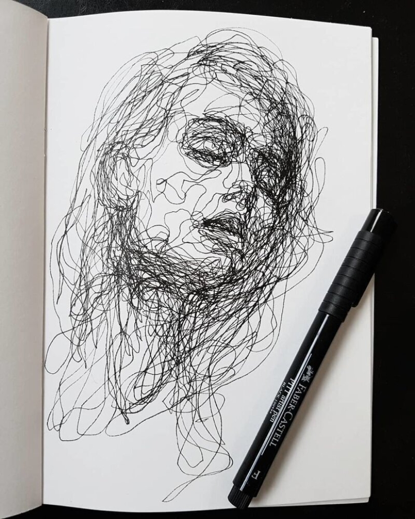 Doodle Liz Y Ahmet: artist creates unusual portraits of women from Karakul