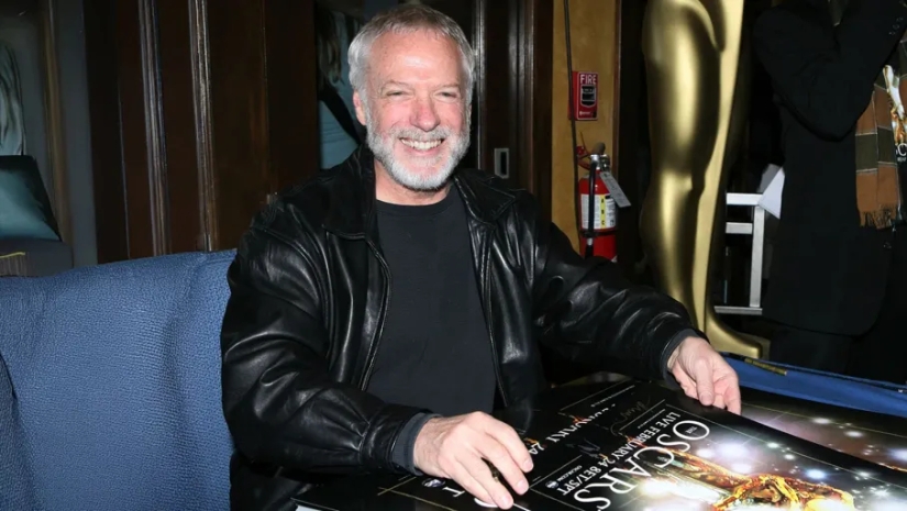 Drew Struzan: The Story of the Artist Who Created the Posters for Iconic 80s Movies Drew Struzan: The Story of the Artist Who Created the Posters for Iconic 80s Movies