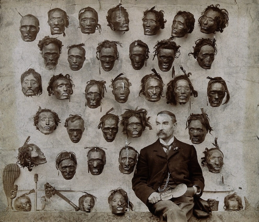 Dried mokomokai heads - eerie relics of the Maori people Dried mokomokai heads - eerie relics of the Maori people