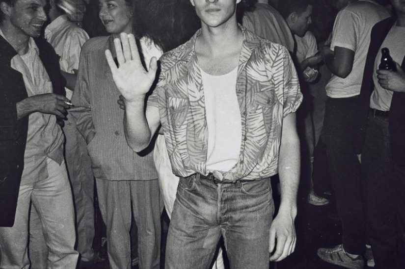 Drugs, Hellish hairstyles and Communism: The Nightlife of 80's Belgrade