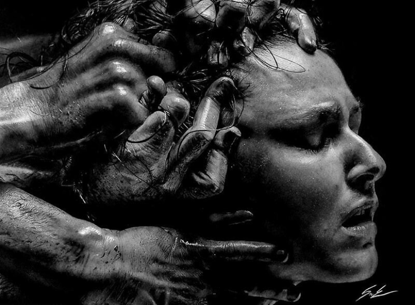 Dylan Eakin and his photorealistic charcoal drawings Dylan Eakin and his photorealistic charcoal drawings