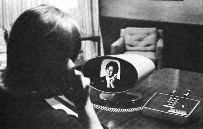 El antepasado de Skype y FaceTime: el primer teléfono de videófono en el que era posible verse el uno al otro