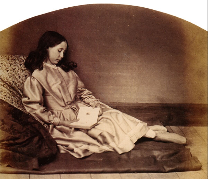 El Código de Cheshire, filmado por Lewis Carroll