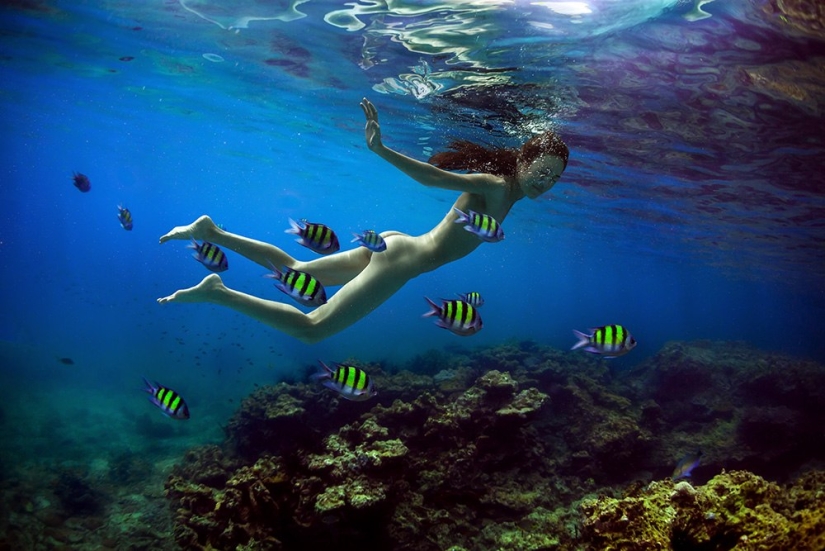 El elemento agua y la belleza del cuerpo femenino en las fotografías de Dmitry Laudin