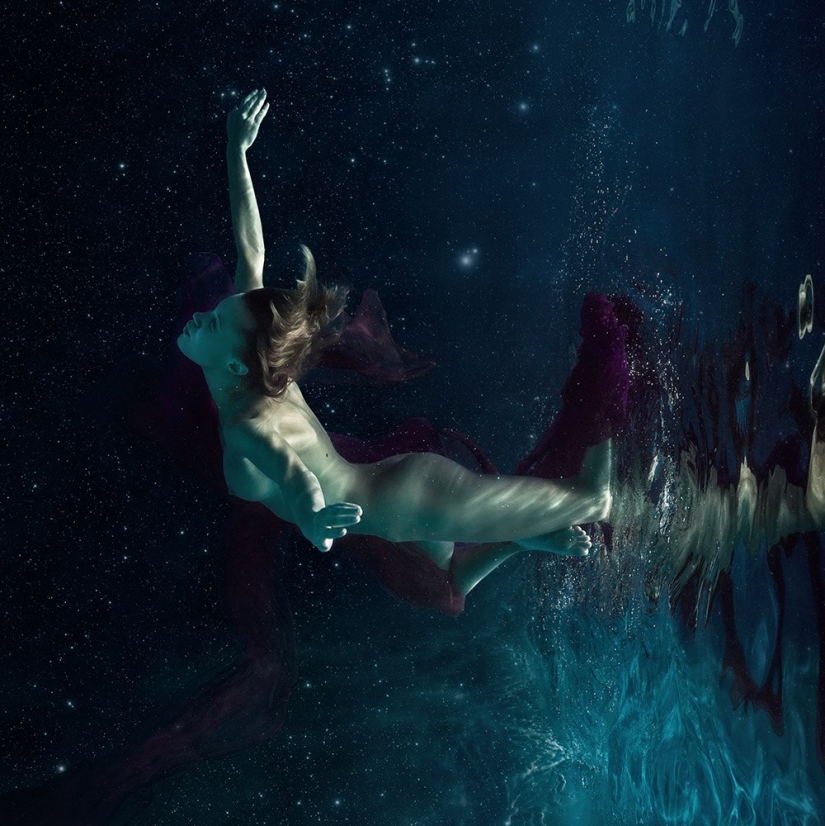 El elemento agua y la belleza del cuerpo femenino en las fotografías de Dmitry Laudin