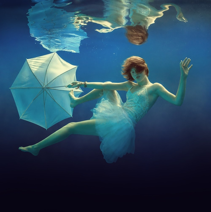 El elemento agua y la belleza del cuerpo femenino en las fotografías de Dmitry Laudin