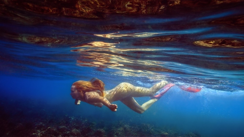 El elemento agua y la belleza del cuerpo femenino en las fotografías de Dmitry Laudin