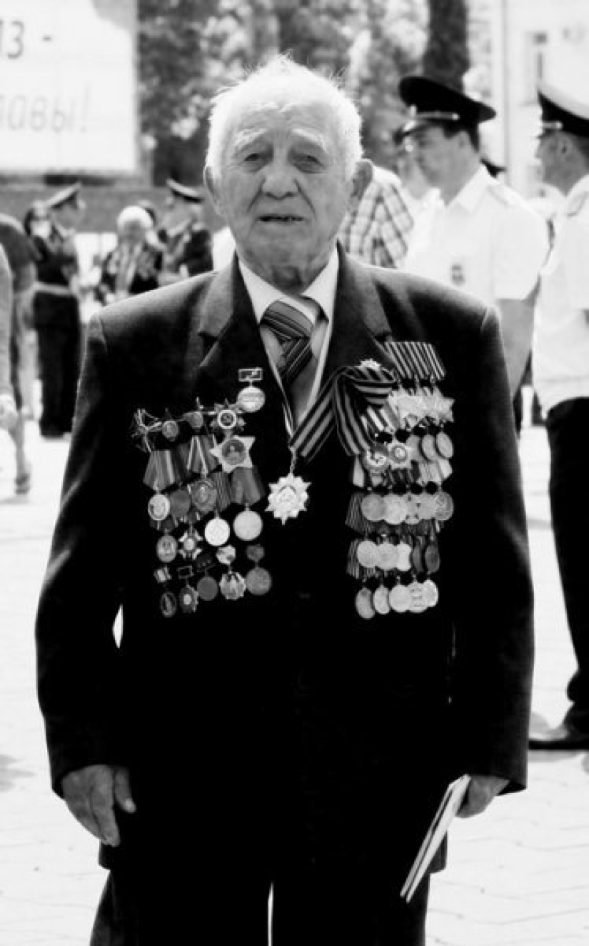 El fenómeno de la federación de rusia de la mano-a-mano de combate, o 70 victorias en la línea de frente scout Konyaeva El fenómeno de la federación de rusia de la mano-a-mano de combate, o 70 victorias en la línea de frente scout Konyaeva