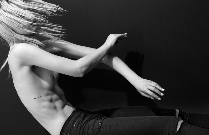 El fotógrafo de moda Jacob Sadrak y su dulce erotismo