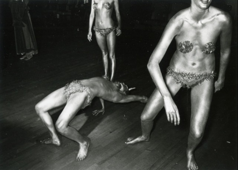 El fotógrafo Gary Kruger es un virtuoso de los momentos, encantado por la calle. El fotógrafo Gary Kruger es un virtuoso de los momentos, encantado por la calle.