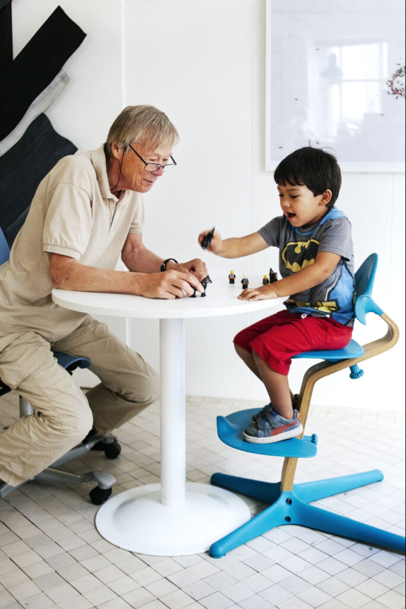 El genio ergonómico Peter Opsvik y sus increíbles muebles