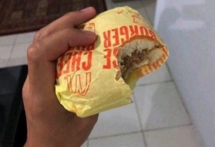 El hambre no es una tía: 25 fotos sobre un apetito maravilloso que definitivamente te hará reír El hambre no es una tía: 25 fotos sobre un apetito maravilloso que definitivamente te hará reír