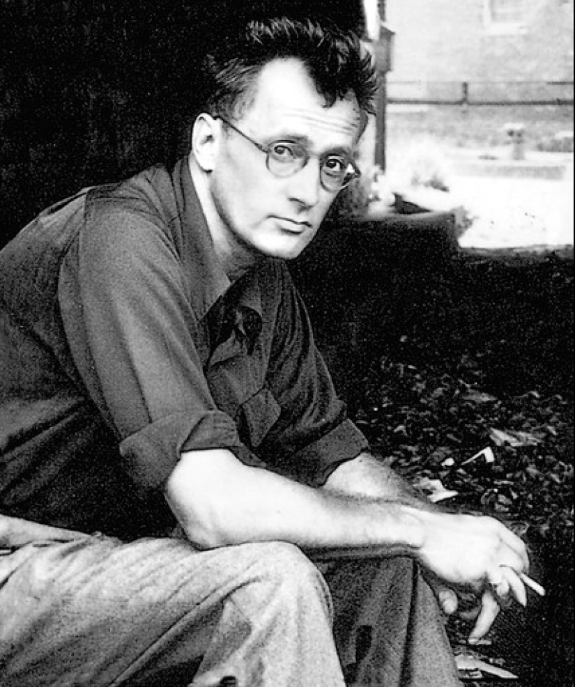 El harén masculino de Simone de Beauvoir: tres hombres en la vida de la fundadora del feminismo El harén masculino de Simone de Beauvoir: tres hombres en la vida de la fundadora del feminismo