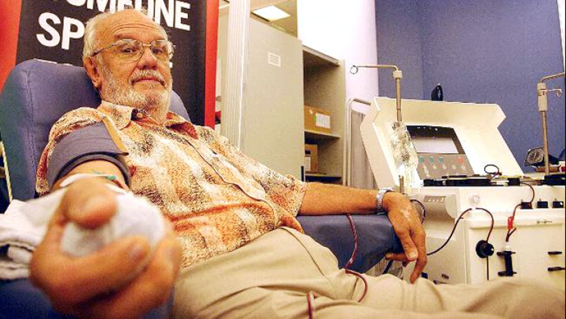 El hombre de la Sangre dorada: cómo un australiano salvó la vida de dos millones de bebés El hombre de la Sangre dorada: cómo un australiano salvó la vida de dos millones de bebés