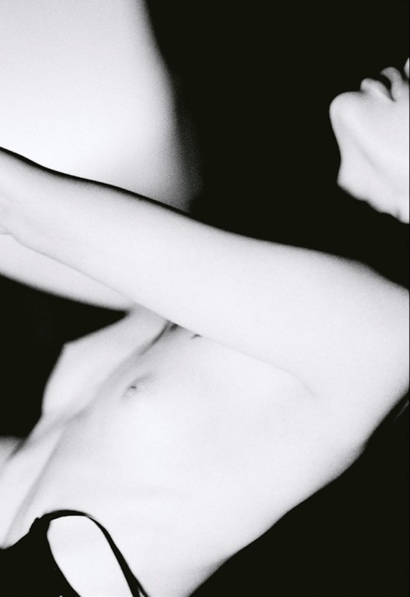 El misterio de la feminidad en fotografías eróticas de Ellen von Unwerth