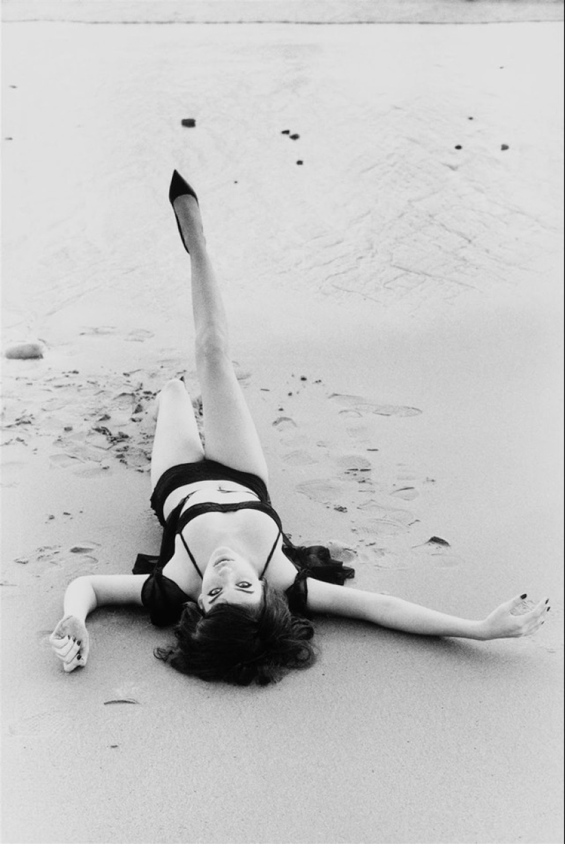 El misterio de la feminidad en fotografías eróticas de Ellen von Unwerth