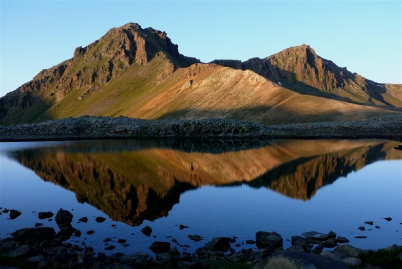 El misterio del anómalo monte Aragats armenio, donde los objetos ruedan hacia arriba El misterio del anómalo monte Aragats armenio, donde los objetos ruedan hacia arriba