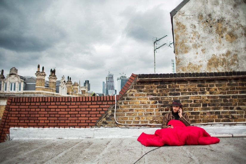 El mundo de las okupas londinenses y sus habitantes en el proyecto fotográfico de Corinna Kern