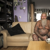 El proyecto fotográfico optimista de Ingrid Meyhering sobre viejos de moda con tatuajes El proyecto fotográfico optimista de Ingrid Meyhering sobre viejos de moda con tatuajes