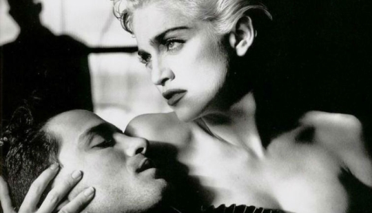 "El sexo ayuda a vender-20 obras escandalosas de Helmut Newton "El sexo ayuda a vender-20 obras escandalosas de Helmut Newton