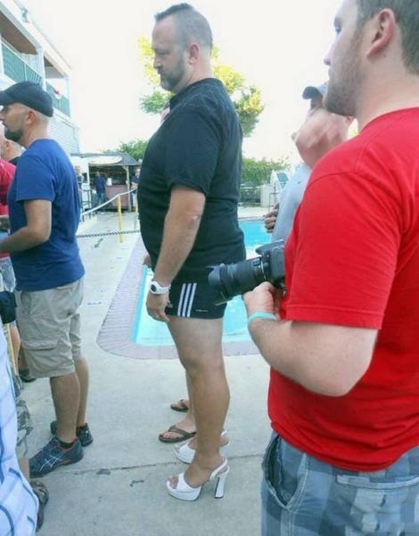 Elegante, de moda, juvenil: 20 ejemplos de cómo la moda de la gente puede ser cruel