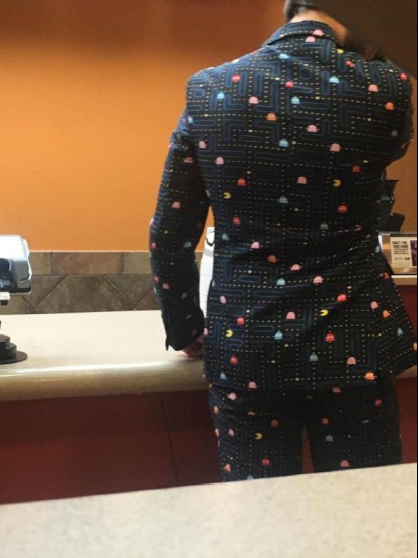 Elegante, de moda, juvenil: 20 ejemplos de cómo la moda de la gente puede ser cruel