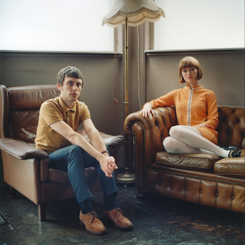 Elegantes parejas de Londres en la lente de la fotógrafa italiana Carlotta Cardana Elegantes parejas de Londres en la lente de la fotógrafa italiana Carlotta Cardana
