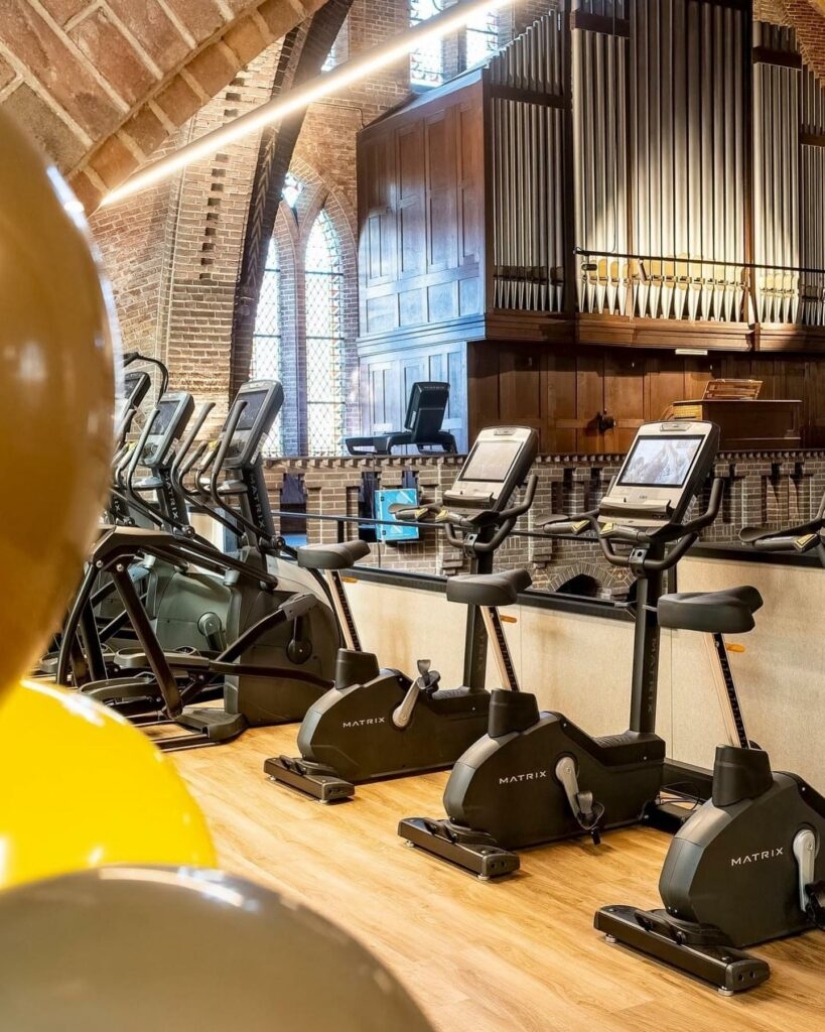 En lugar de un sermón, un entrenamiento: cómo una antigua iglesia en los Países Bajos se convirtió en un gimnasio