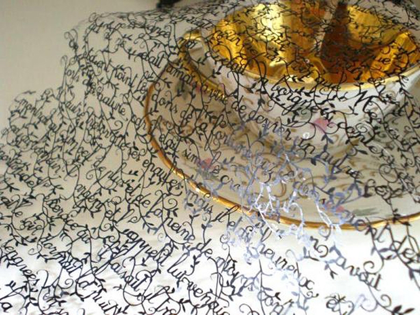 Encaje de papel por Hina Aoyama