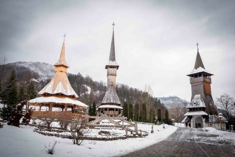 Encantadoras de la naturaleza y las tradiciones antiguas de Rumania Encantadoras de la naturaleza y las tradiciones antiguas de Rumania