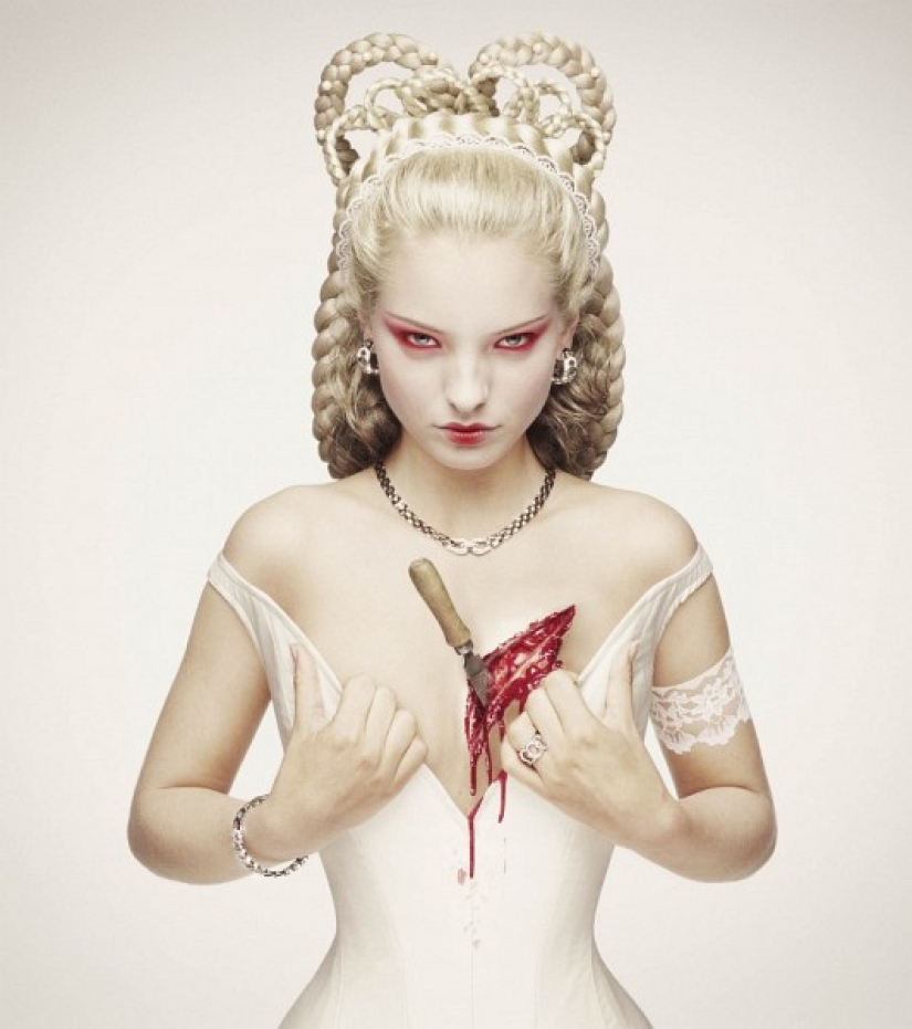 Erwin Olaf&#39;s Royal Blood Project