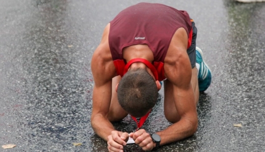 Escape from common sense: when sport becomes a bad habit