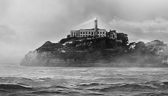 Escape from the "Alcatraz": the story of three inmates who escaped from the most secure prison USA Escape from the "Alcatraz": the story of three inmates who escaped from the most secure prison USA