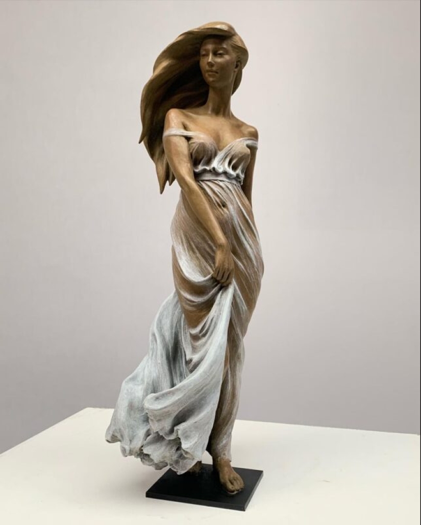 Escultores sexy e increíblemente realistas por Luo Li Rong