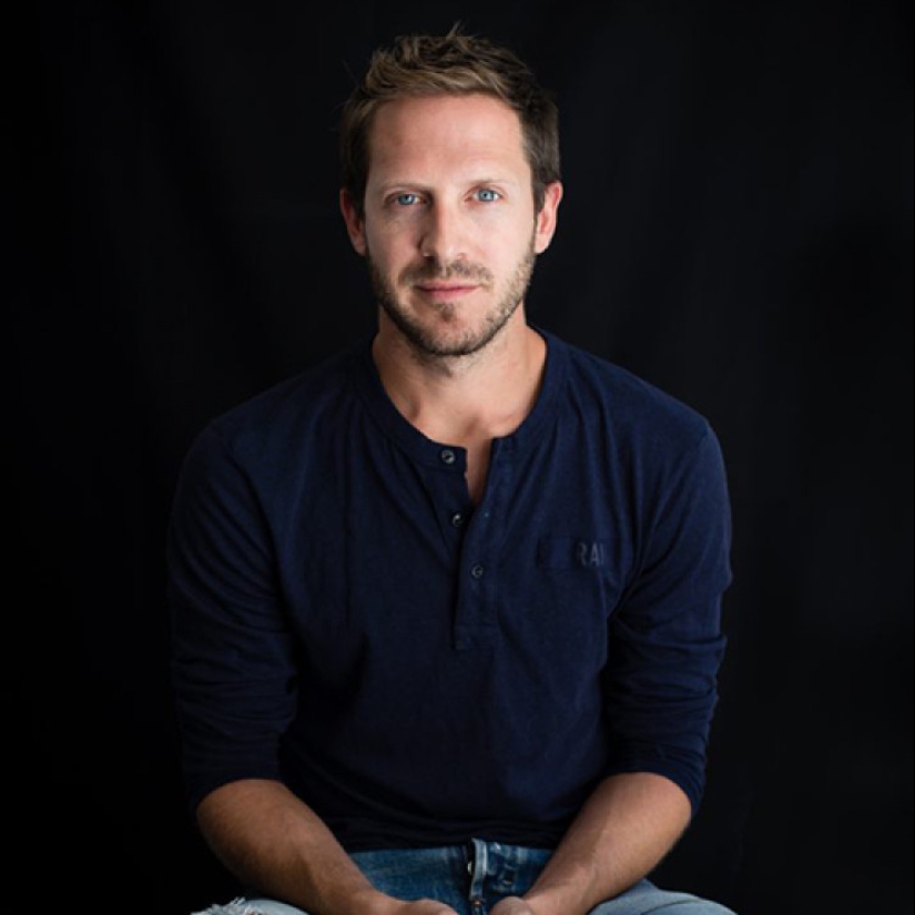 Esculturas audiovisuales de Daniel Popper que crean la atmósfera de los festivales