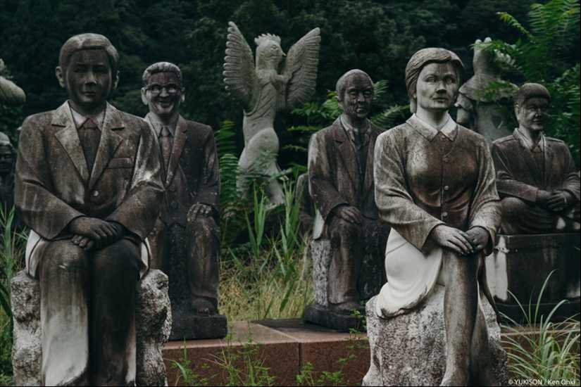 Espeluznante pueblo japonés donde solo viven estatuas Espeluznante pueblo japonés donde solo viven estatuas