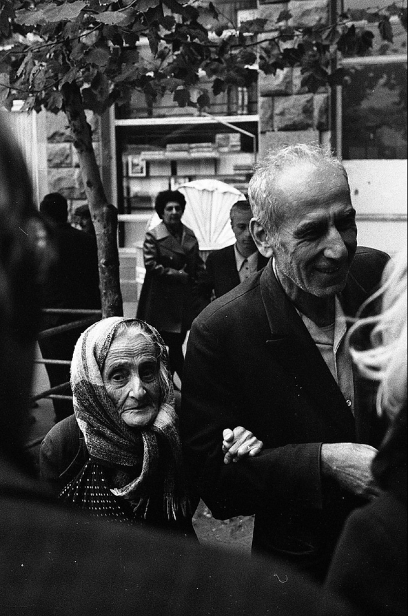 Everyday life in Soviet Georgia in 1976, captured by a Swedish photographer