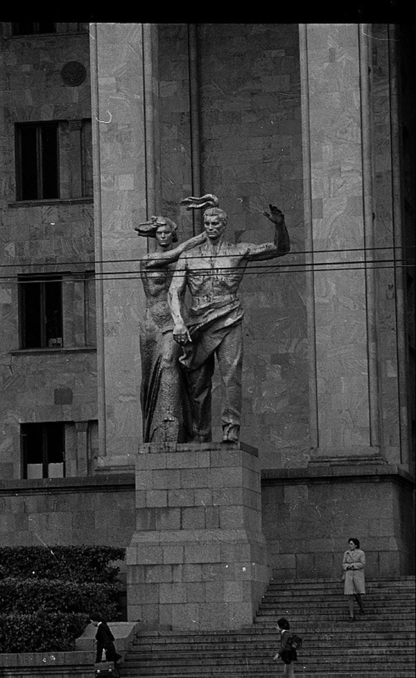 Everyday life in Soviet Georgia in 1976, captured by a Swedish photographer