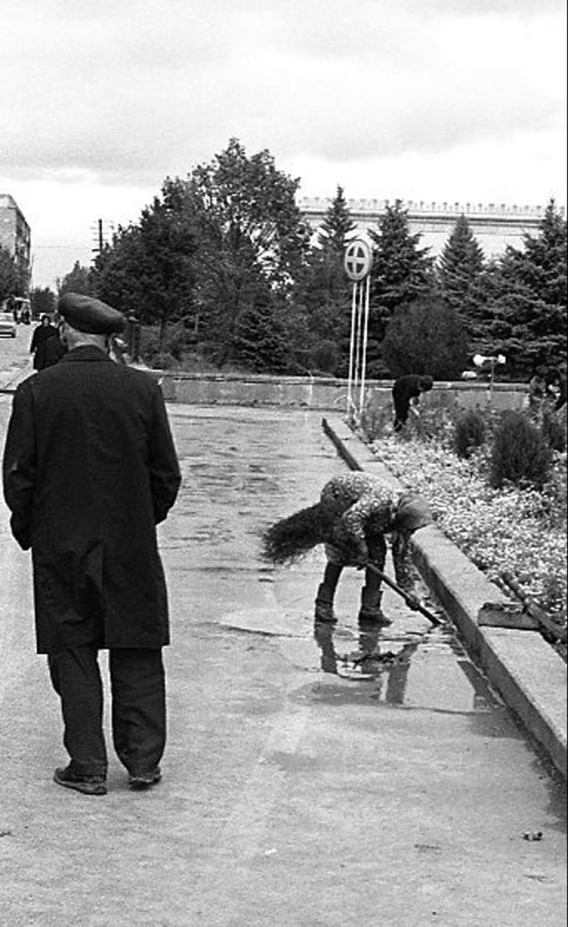 Everyday life in Soviet Georgia in 1976, captured by a Swedish photographer